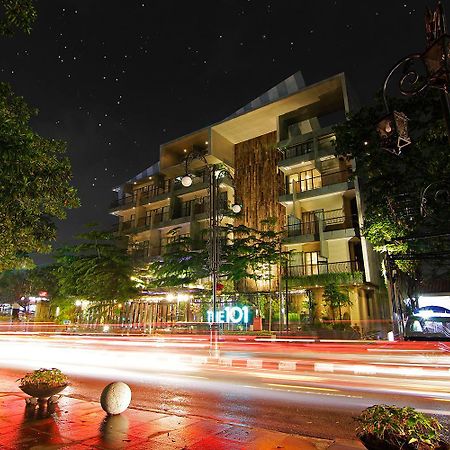 The 1O1 Bandung Dago Hotel Exterior photo