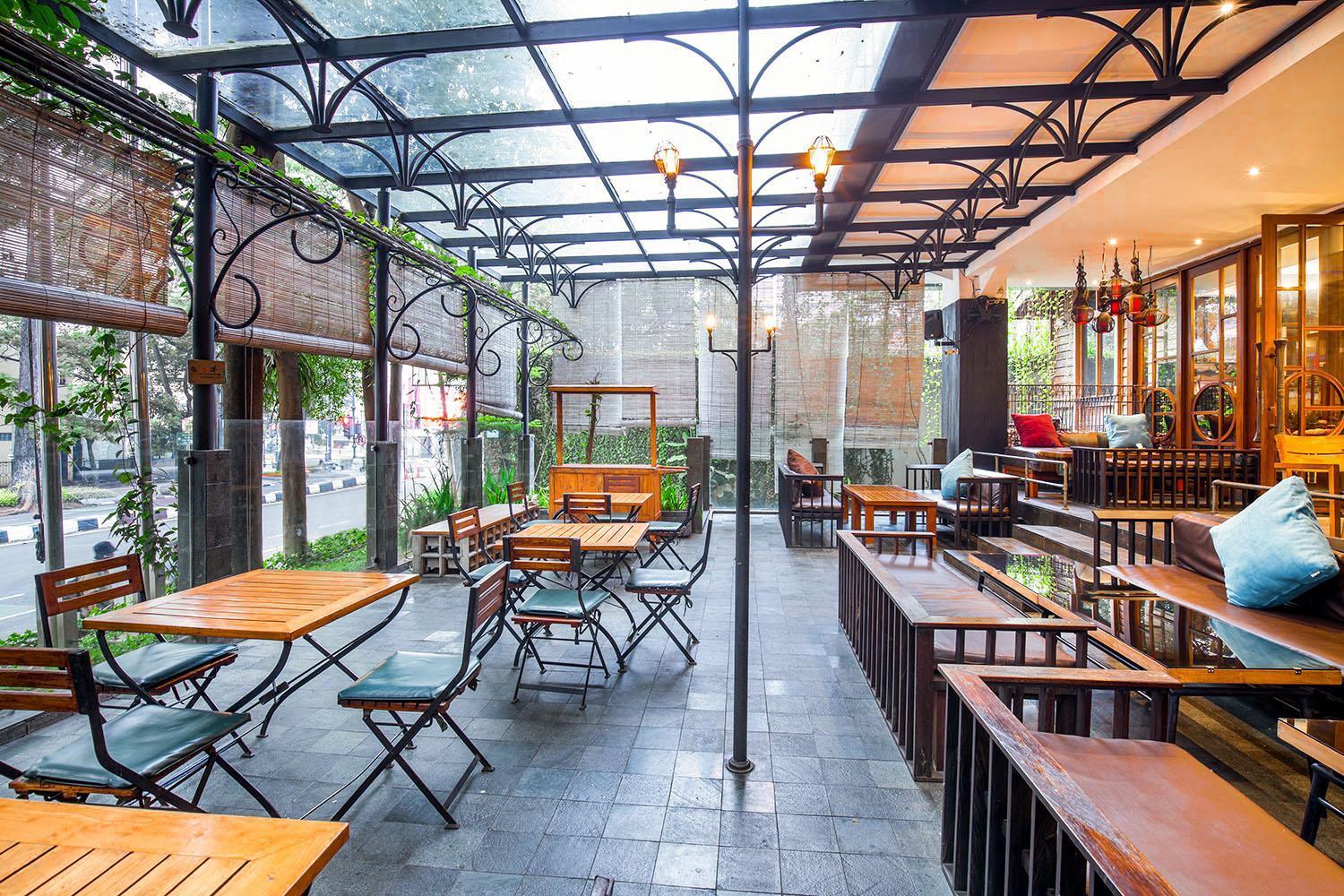 The 1O1 Bandung Dago Hotel Exterior photo
