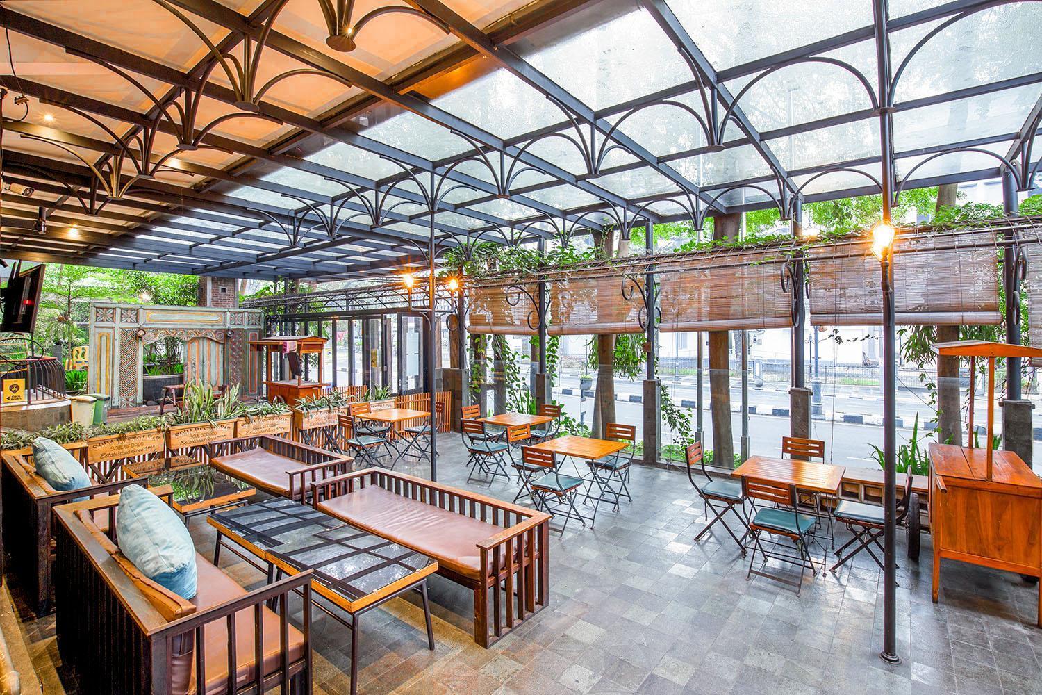The 1O1 Bandung Dago Hotel Exterior photo