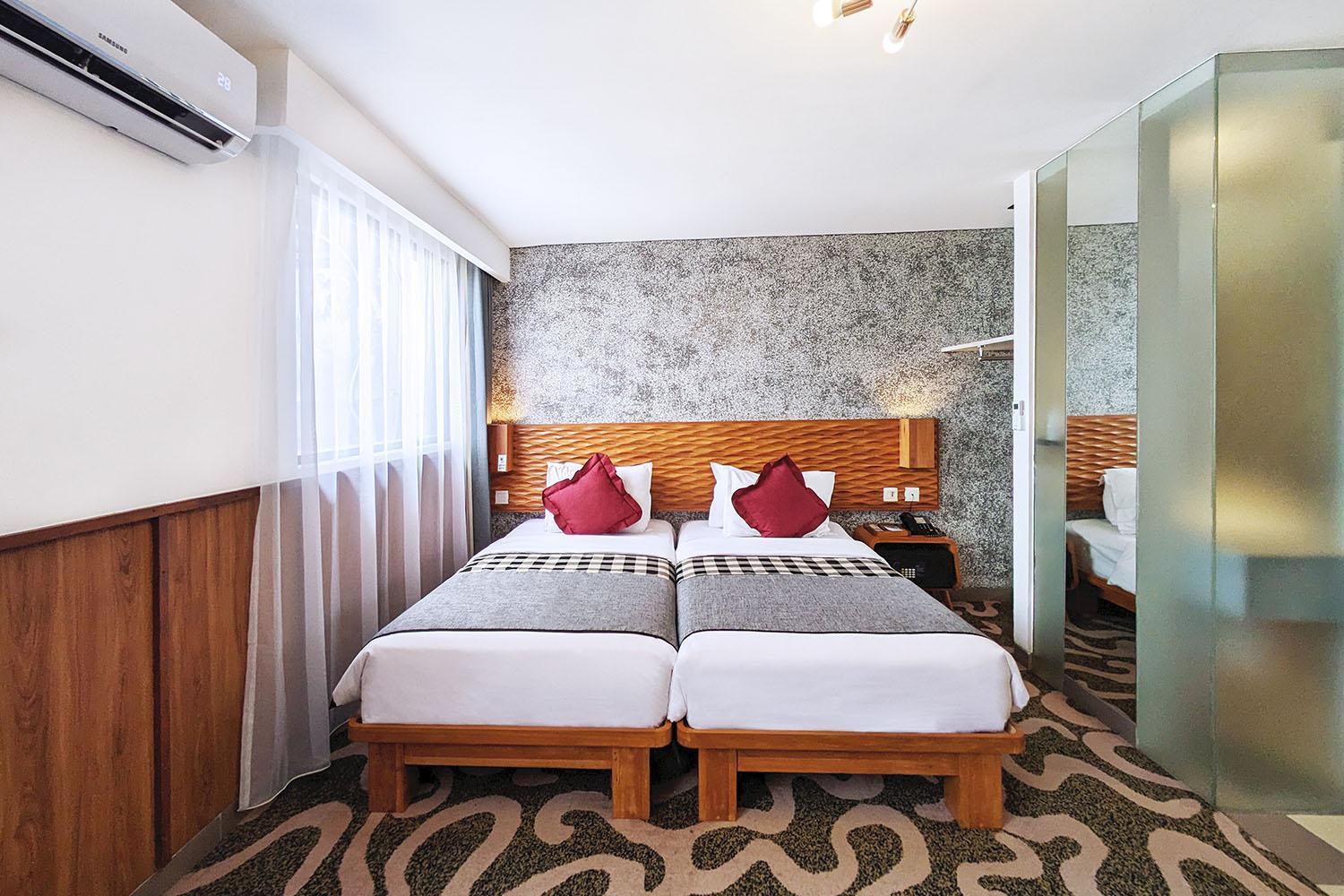 The 1O1 Bandung Dago Hotel Exterior photo