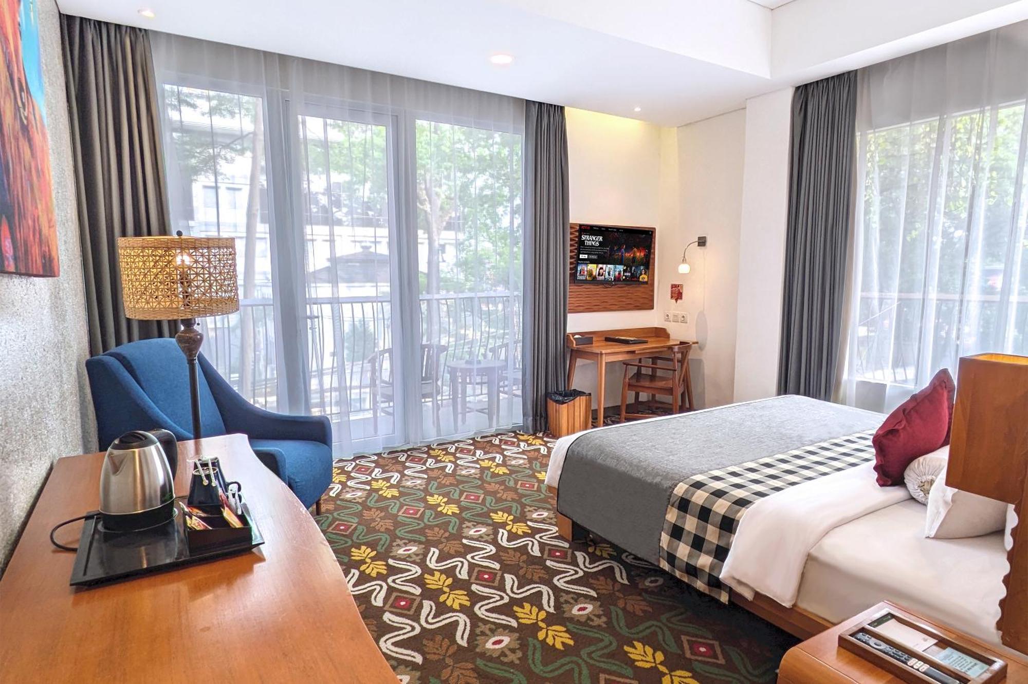 The 1O1 Bandung Dago Hotel Exterior photo